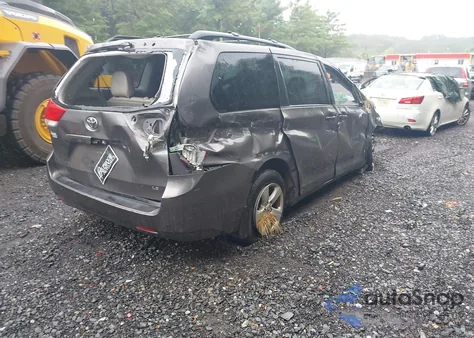 2011 Toyota Sienna Le V6 из США, поврежденный, VIN 5TDKK3DC1BS045893